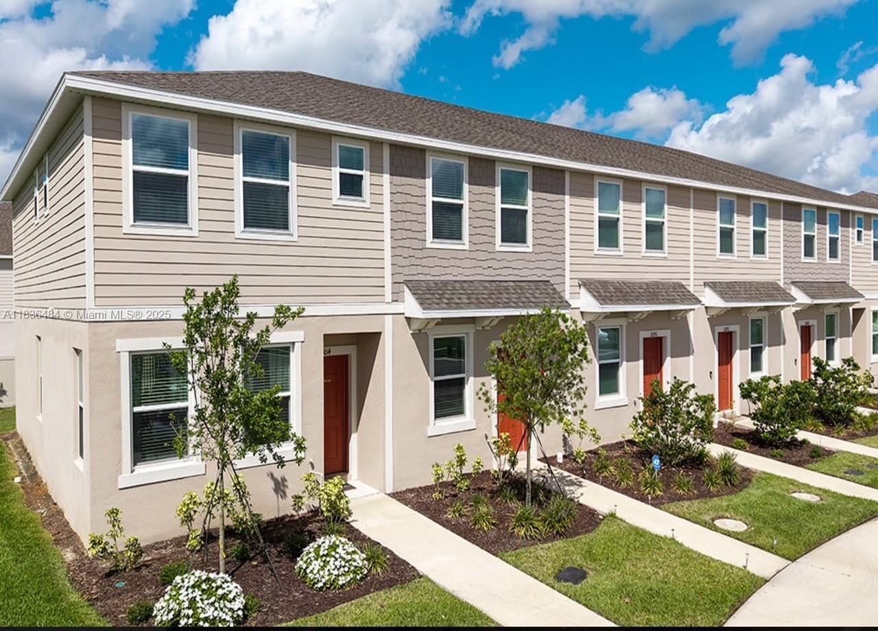 Discover this beautiful, brand-new townhouse designed for comfort and style. With 1,350 sq. ft., it offers a bright dining area, a sleek kitchen with new appliances, and a spacious living room that leads to a tranquil patio with a water view, perfect for relaxation. Upstairs, there are two cozy bedrooms with a full bath, while the owner’s suite features a luxurious bathroom with modern finishes and a spacious walk-in closet. Located in Westview, Poinciana, FL, this pet-friendly community includes a pool, dog park, and clubhouse.