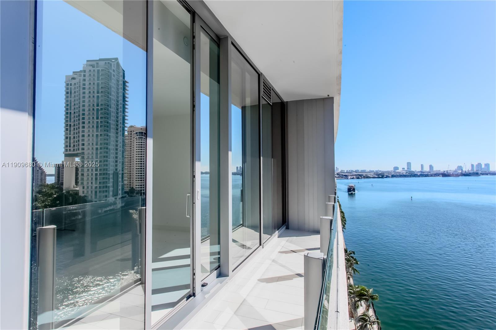 ASTON MARTIN - Residential Lease