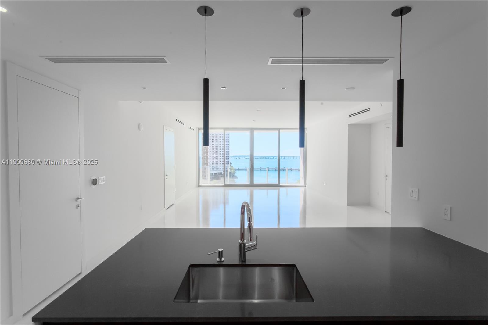 ASTON MARTIN - Residential Lease