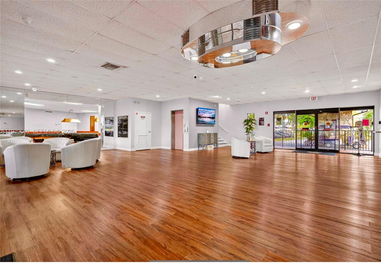 ASHBURY HOUSE - Residential