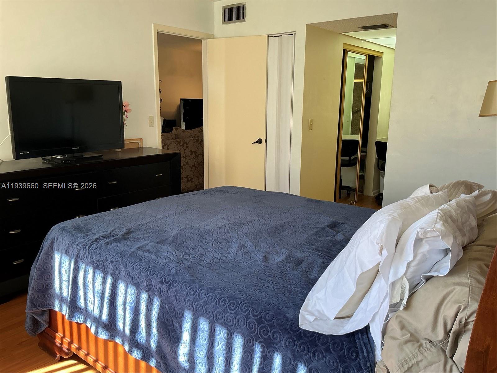 ASHBURY HOUSE - Residential