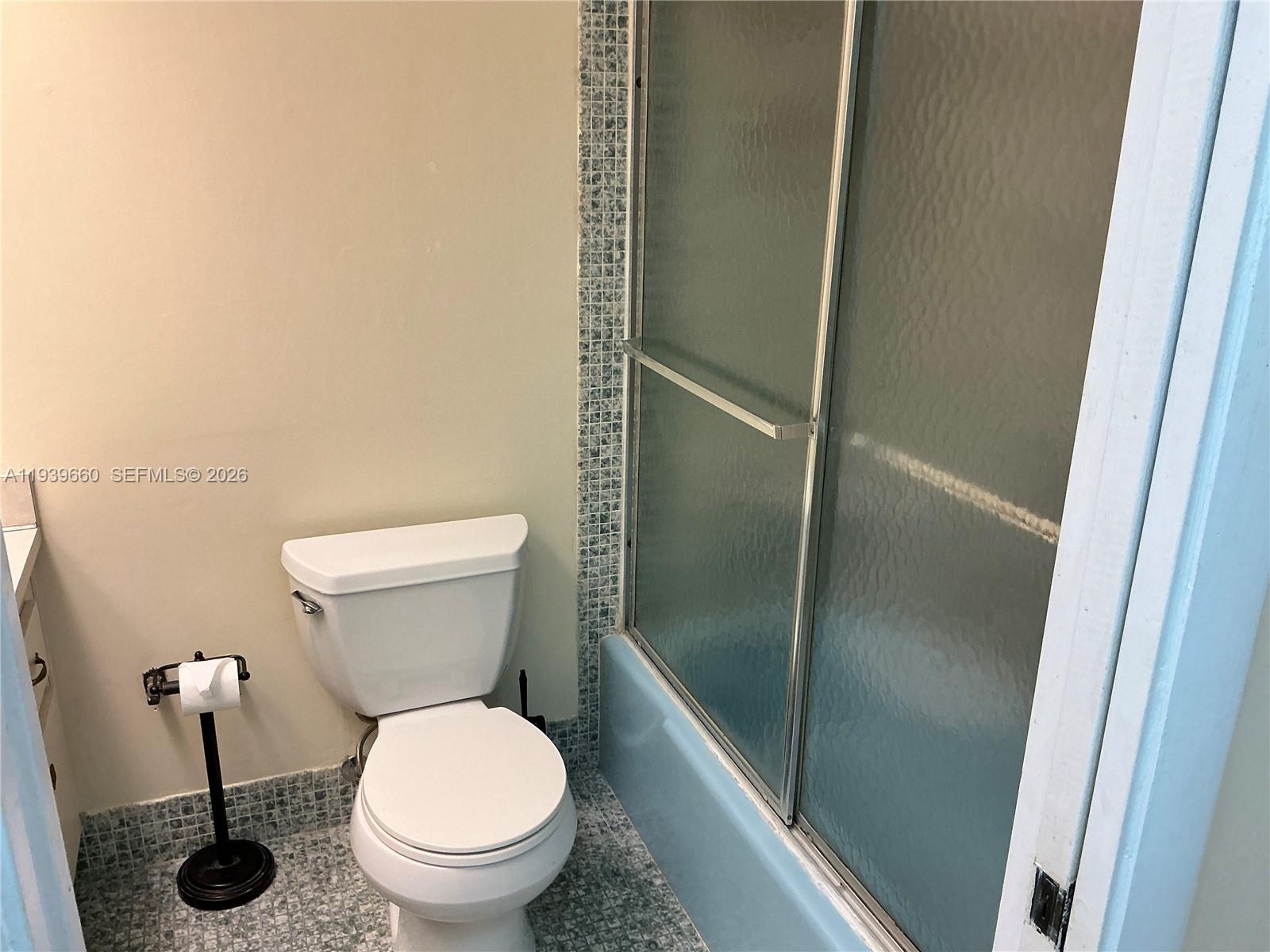 ASHBURY HOUSE - Residential