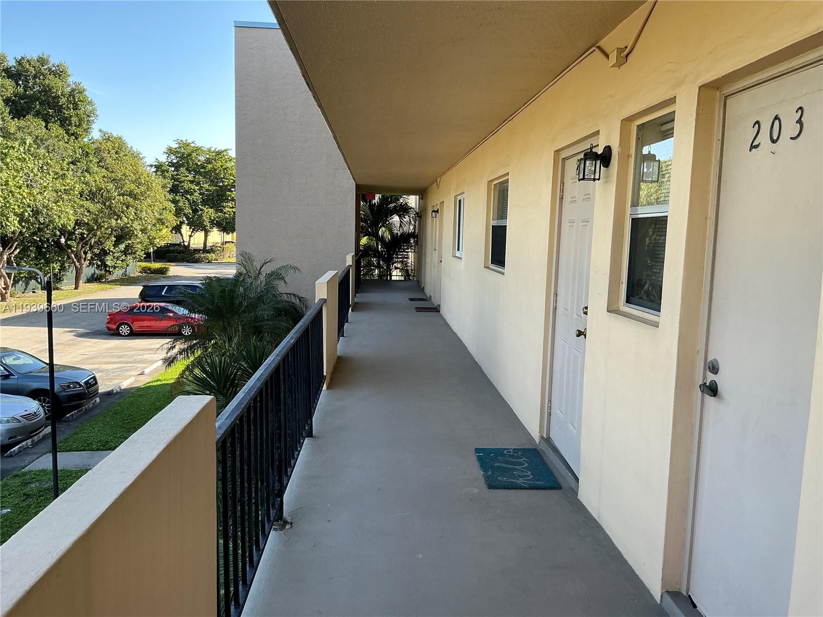 ASHBURY HOUSE - Residential