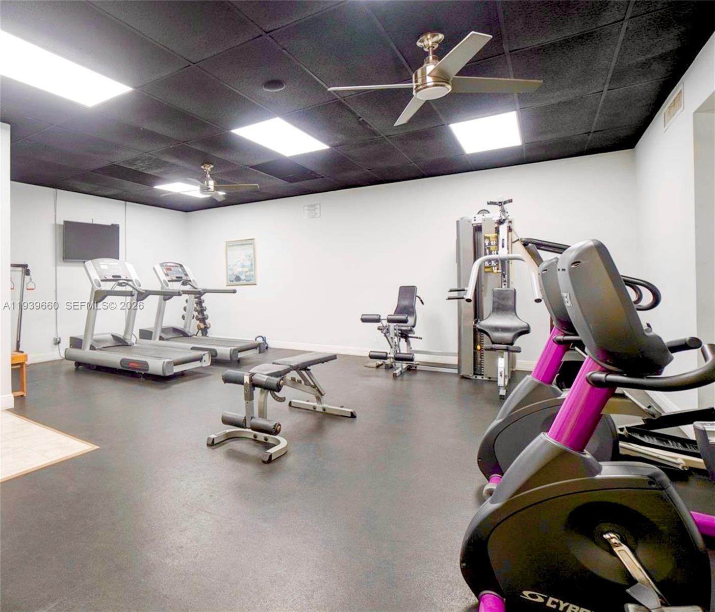 ASHBURY HOUSE - Residential