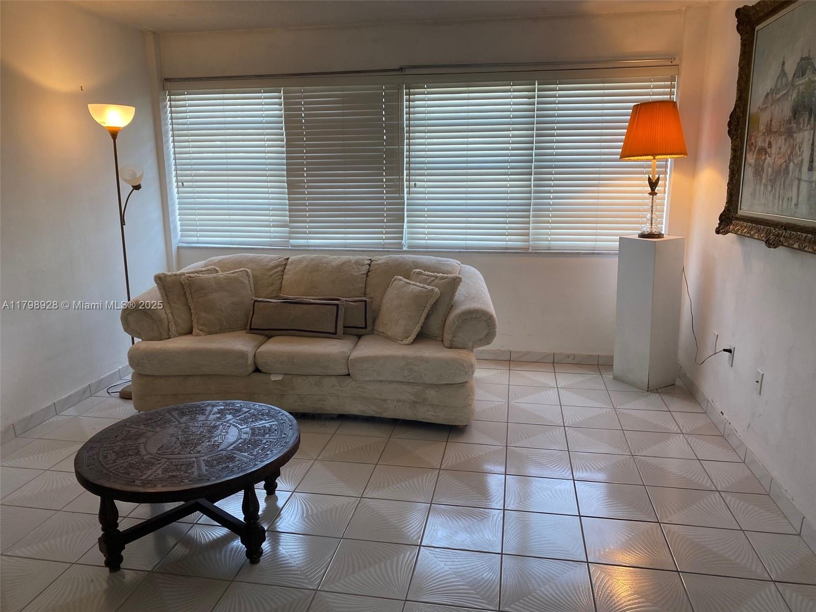 MC ALLISTER TERRACE - Residential