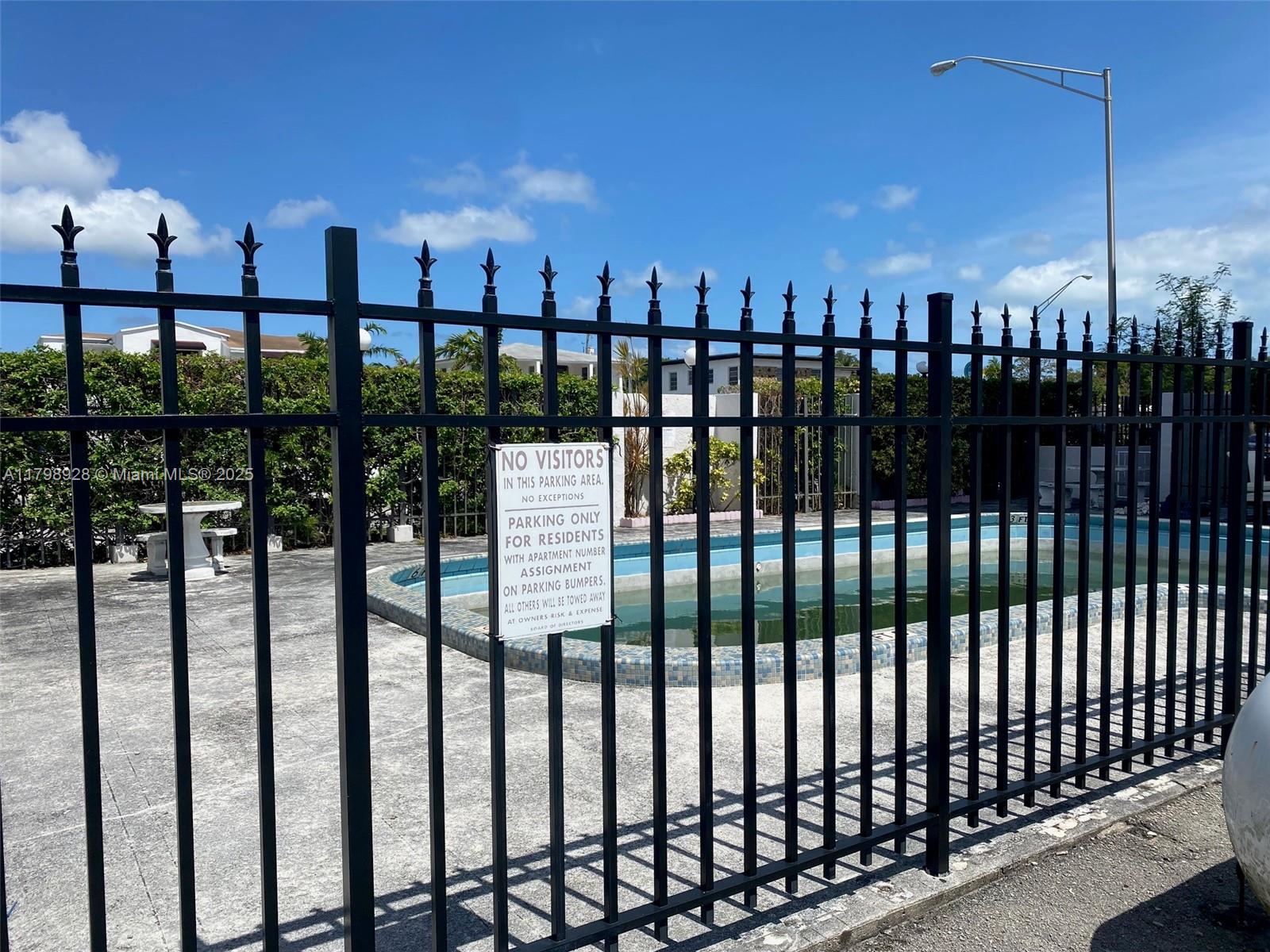 MC ALLISTER TERRACE - Residential