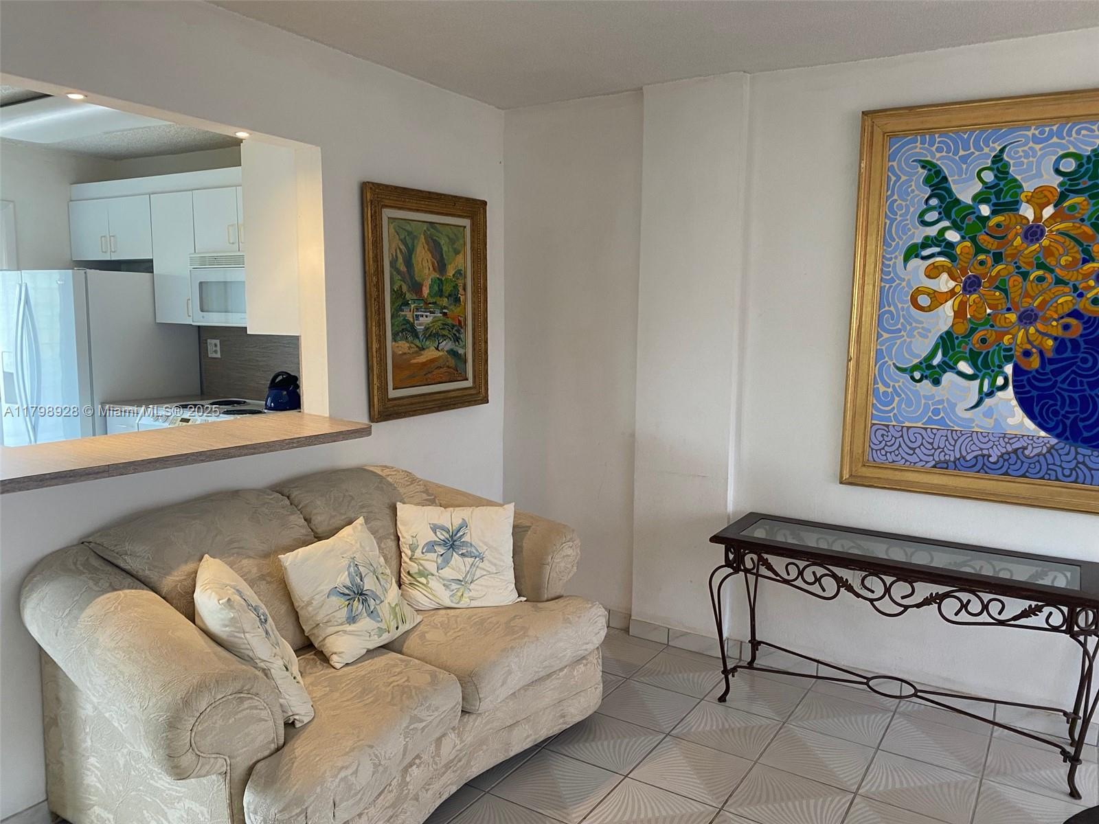 MC ALLISTER TERRACE - Residential