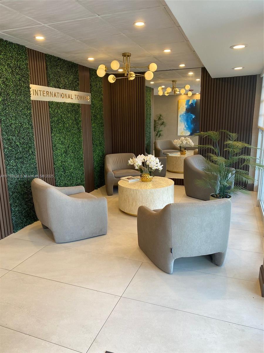 1400 SW 27th Ave 202