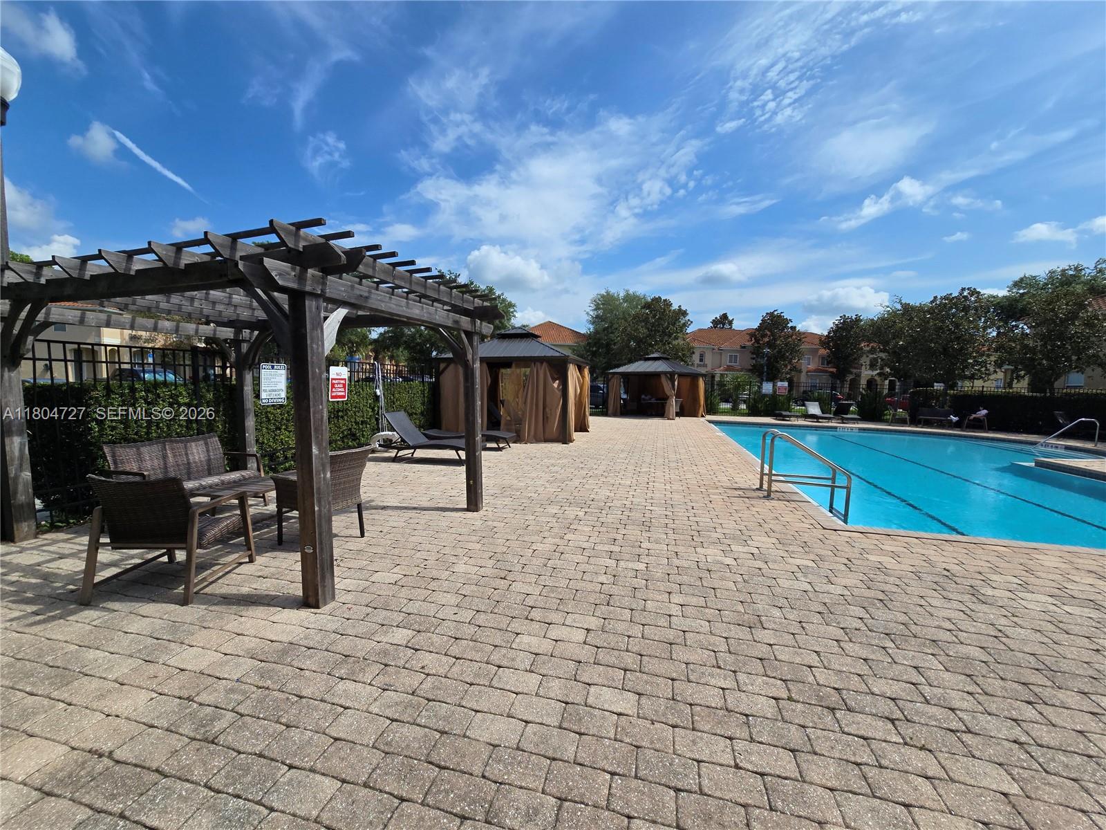 Crestwynd Bay - Residential