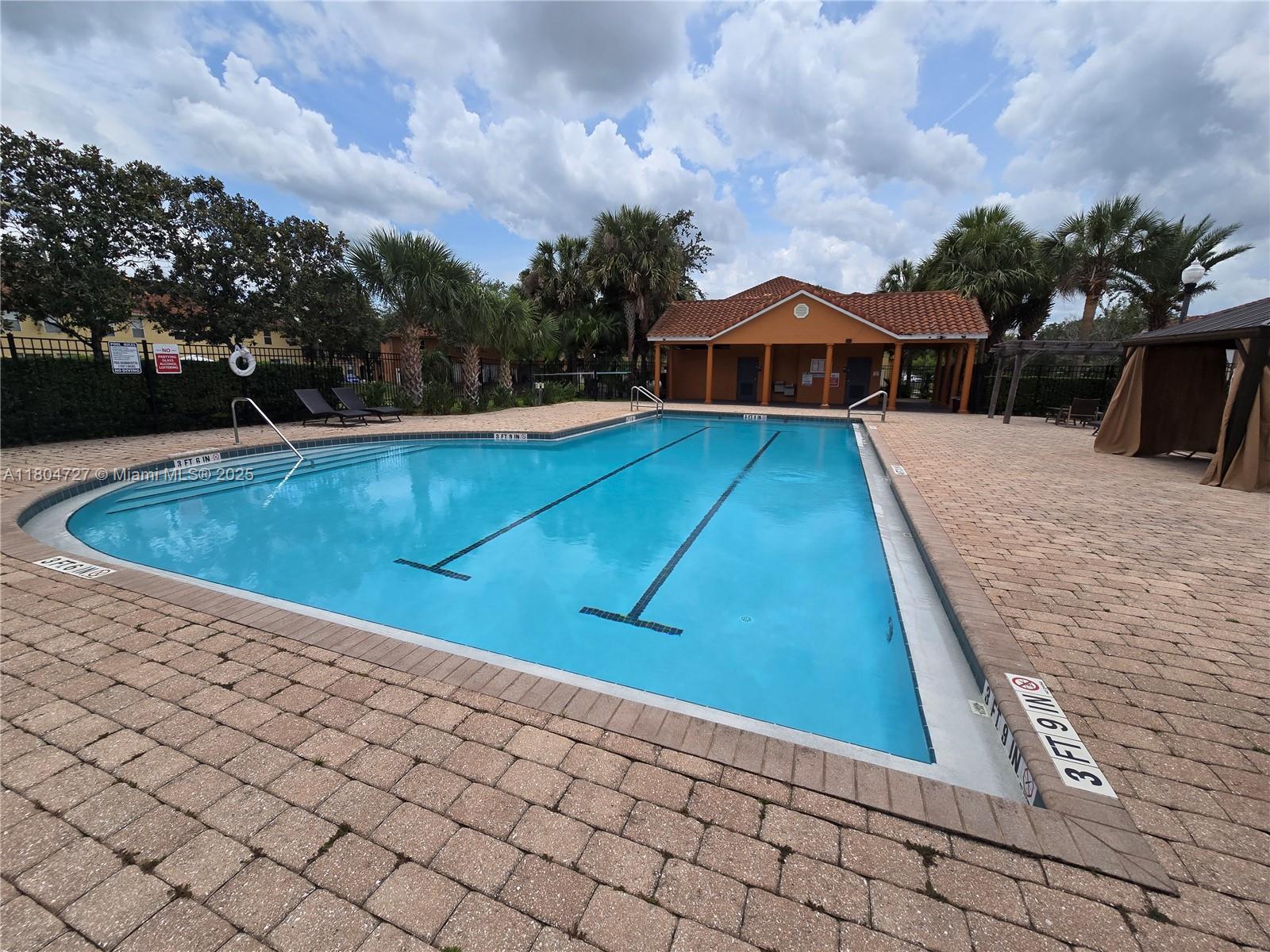 Crestwynd Bay - Residential