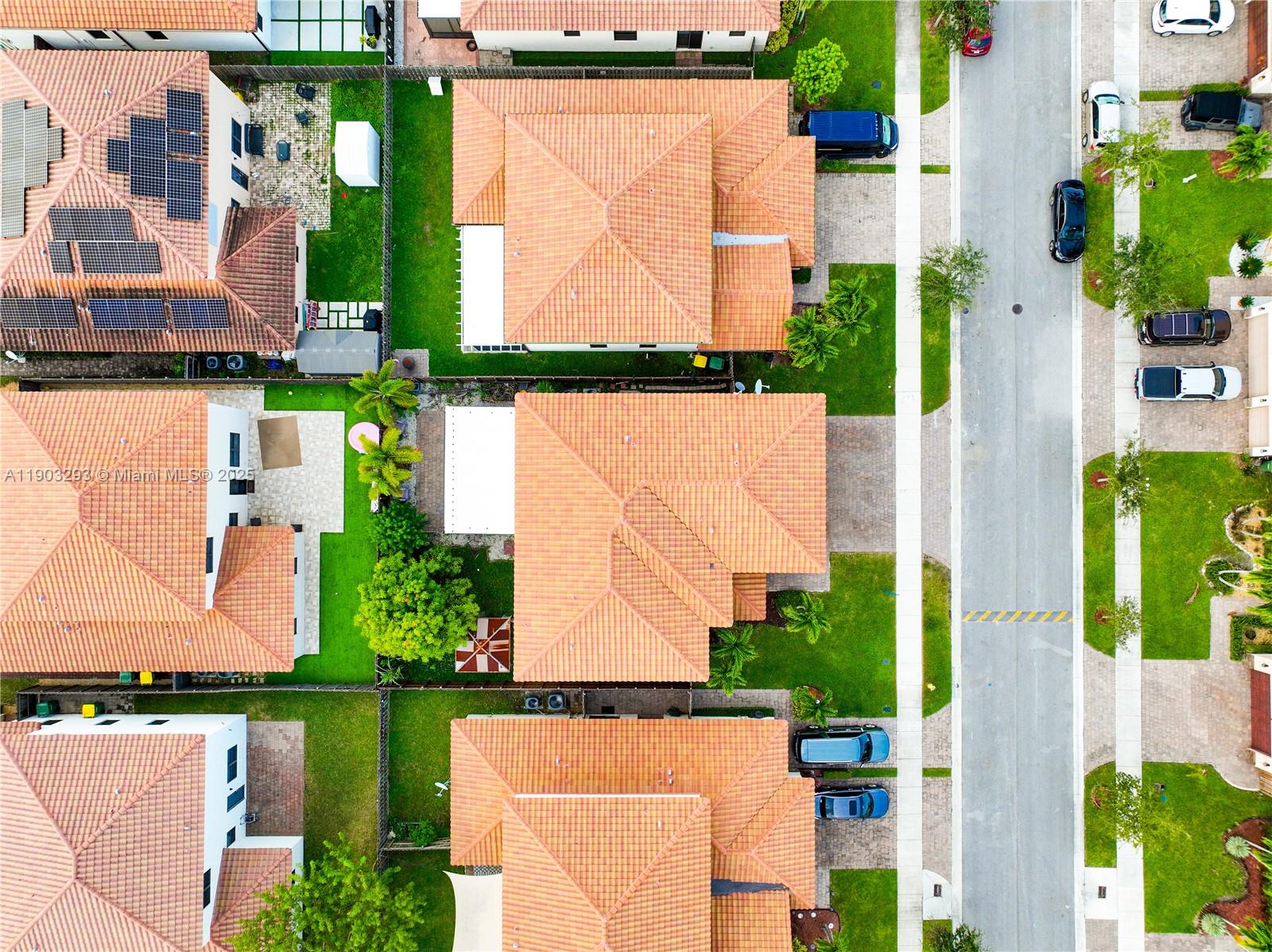 BAYWINDS OF DOMINICA AND - Residential