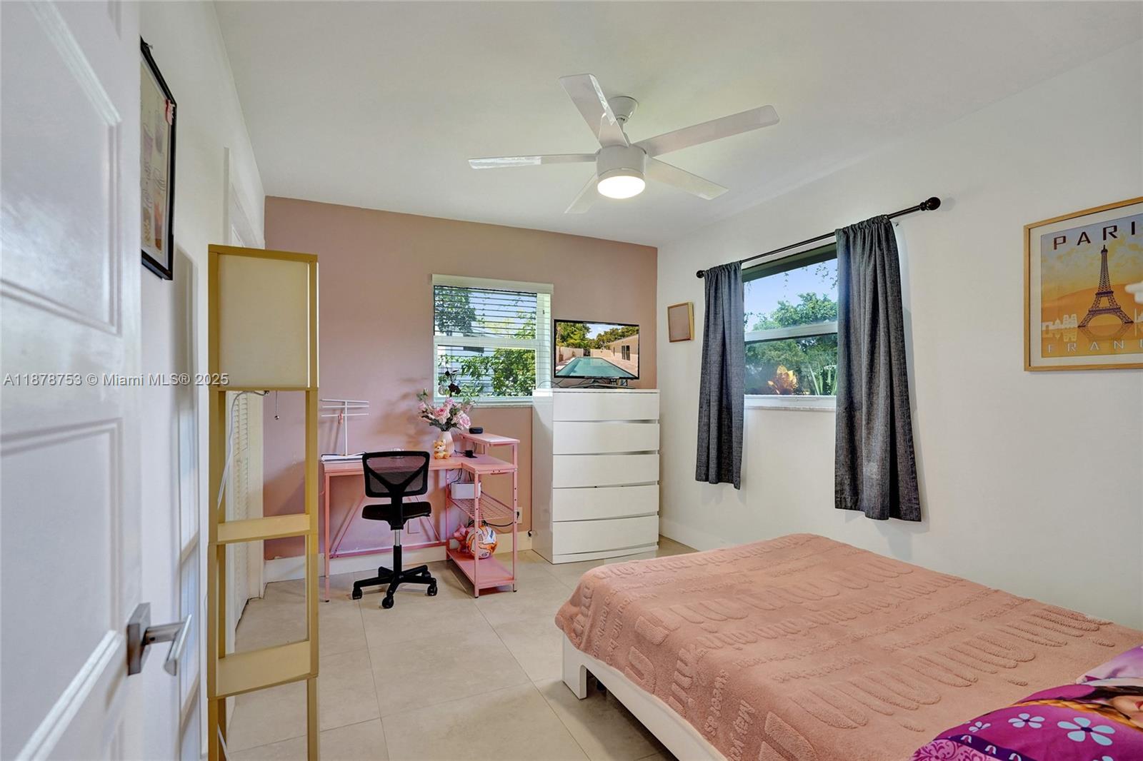 CORAL SPRINGS VILLAGE GRE - Residential