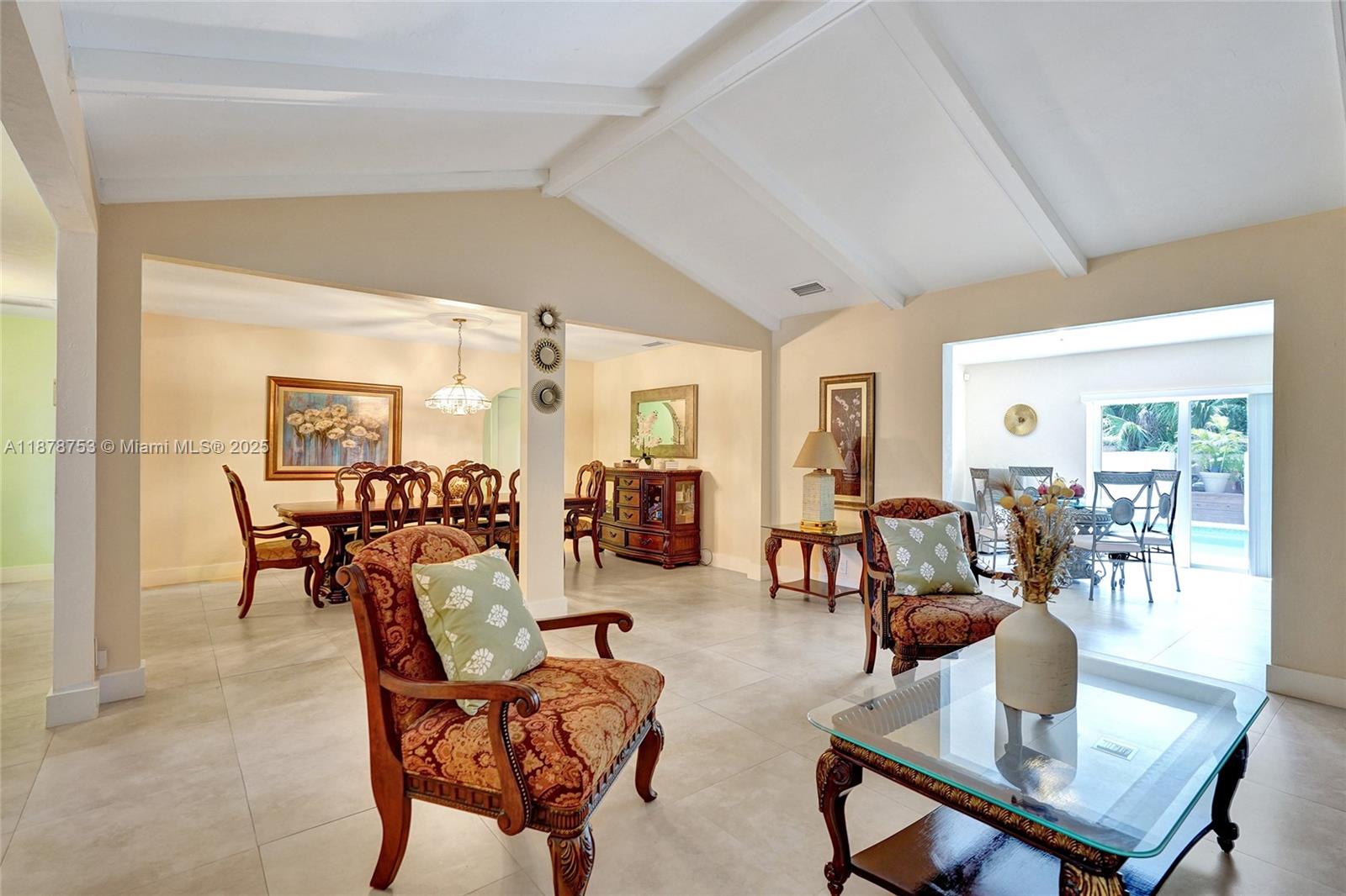 CORAL SPRINGS VILLAGE GRE - Residential