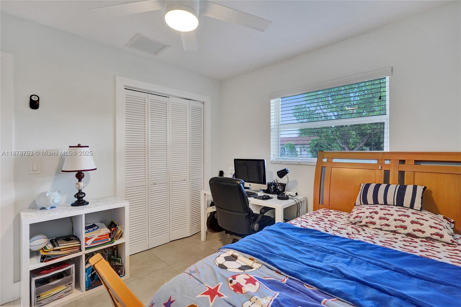CORAL SPRINGS VILLAGE GRE - Residential