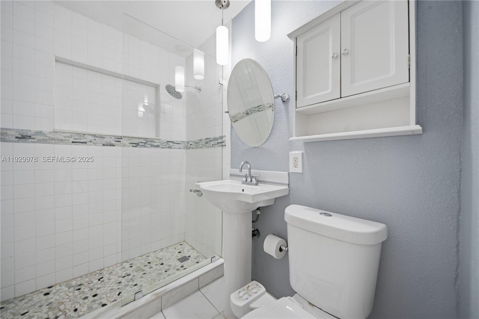 WESTWOOD LAKE 11TH ADDN - Residential