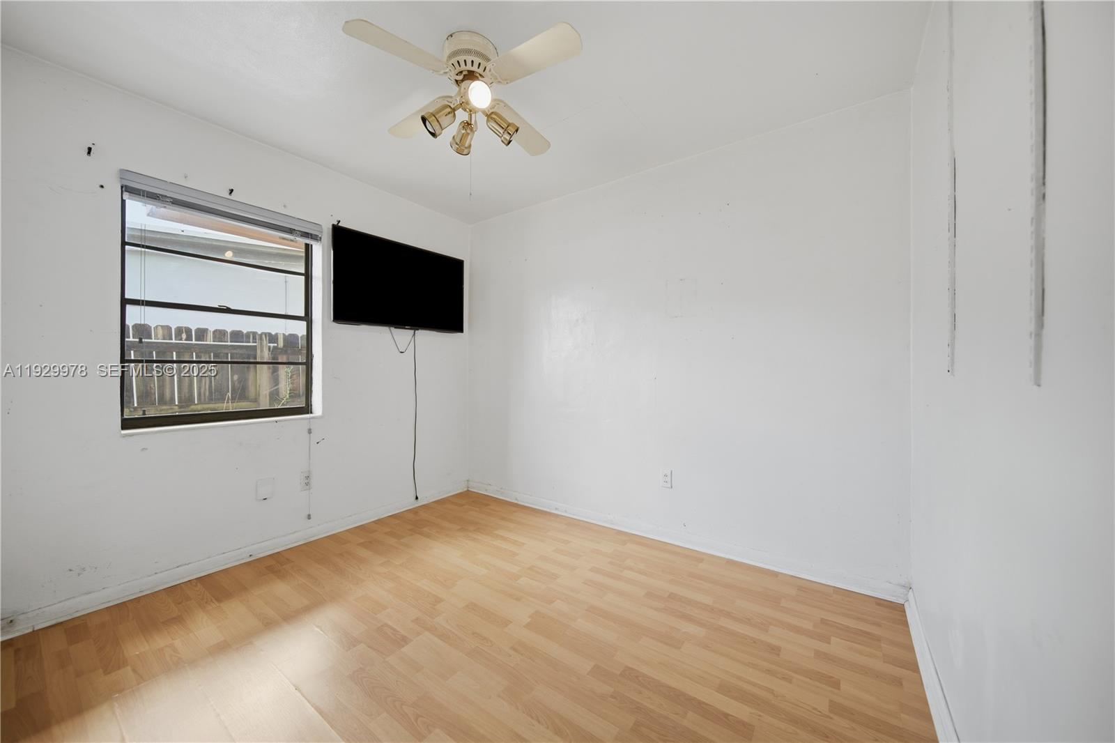 WESTWOOD LAKE 11TH ADDN - Residential