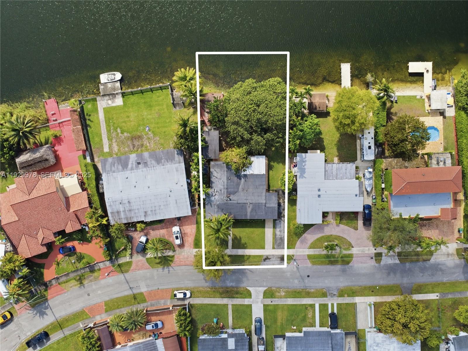 WESTWOOD LAKE 11TH ADDN - Residential