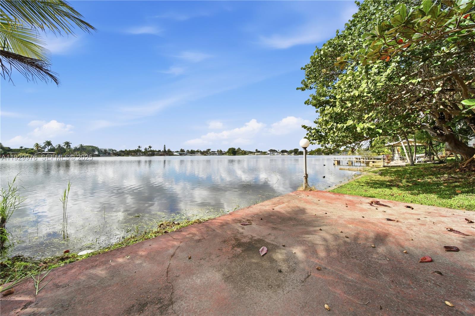 WESTWOOD LAKE 11TH ADDN - Residential