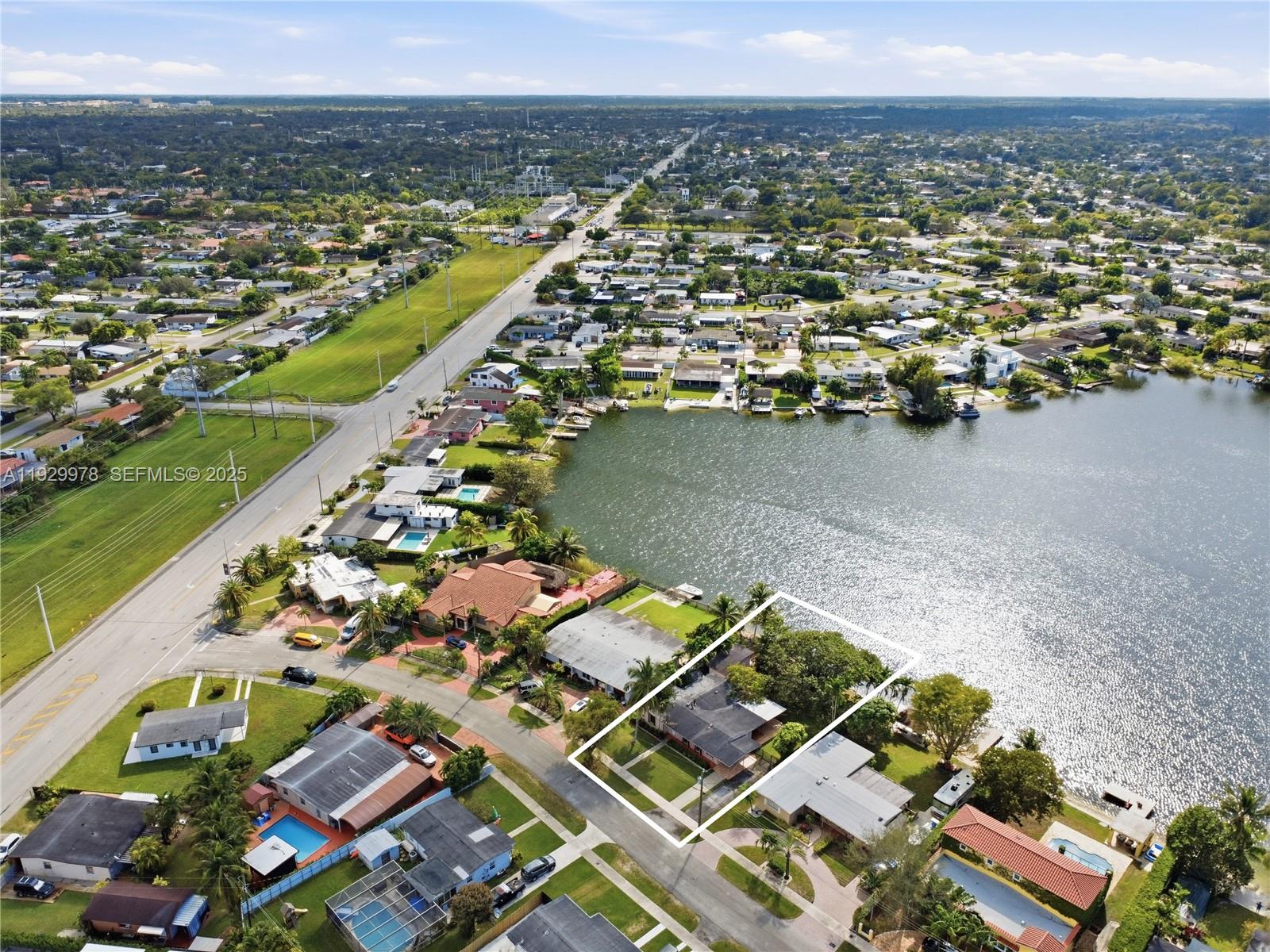 WESTWOOD LAKE 11TH ADDN - Residential