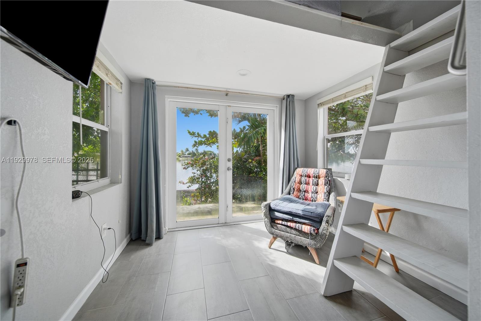 WESTWOOD LAKE 11TH ADDN - Residential