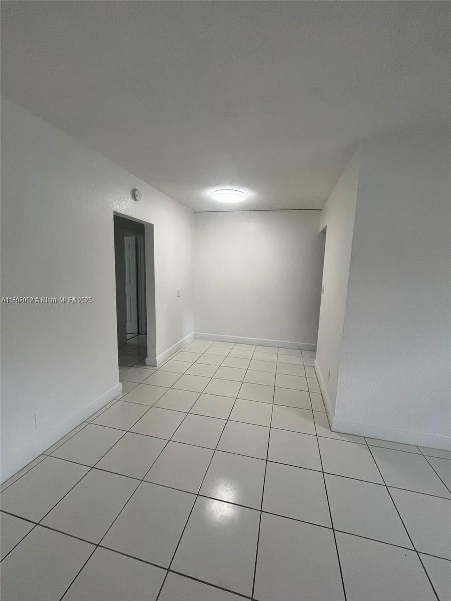 RIVERSIDE ADD AMEN PLAT - Residential Lease