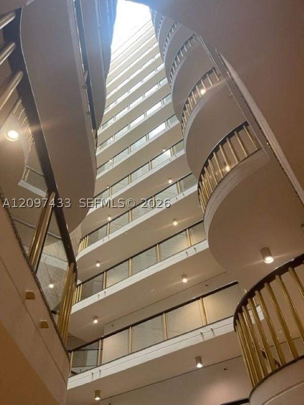 2843 S Bayshore Dr 5A
