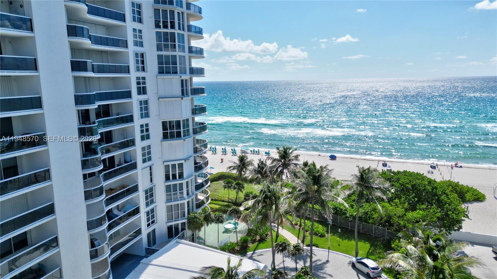 16711 Collins Ave 1004