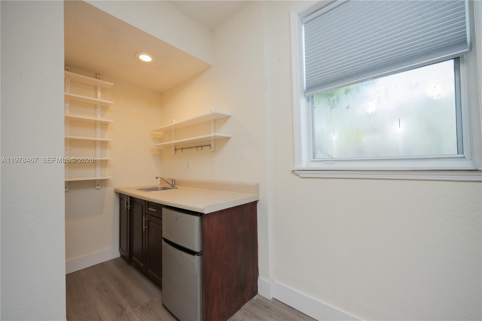 WHISPERING PINES EST SEC - Residential