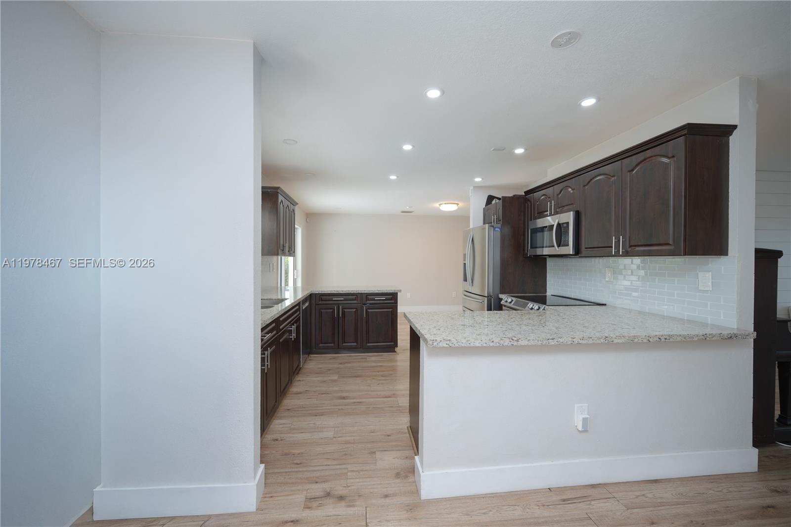 WHISPERING PINES EST SEC - Residential