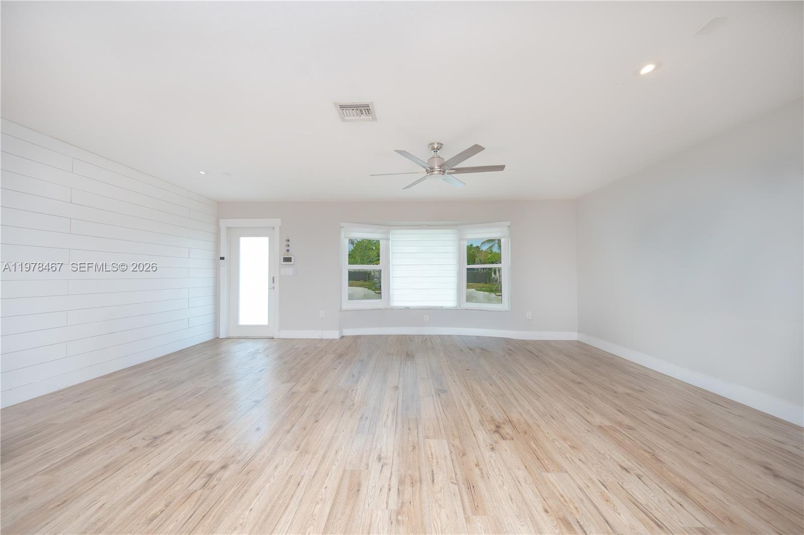 WHISPERING PINES EST SEC - Residential
