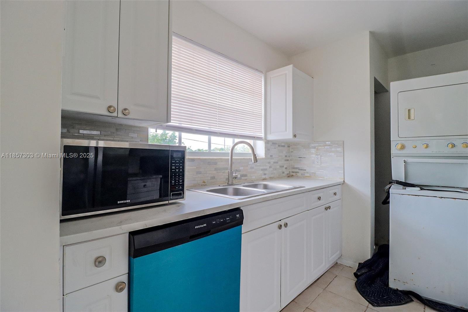 WINDMILL LAKES IV CONDO - Residential