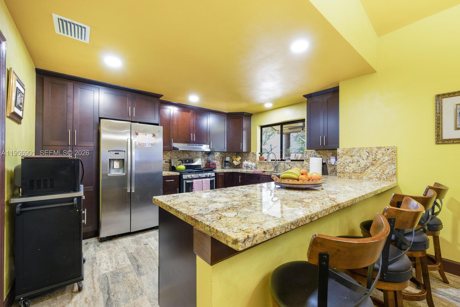 HARTFORD PLACE - Residential