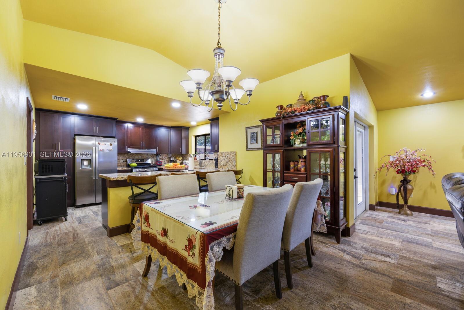 HARTFORD PLACE - Residential