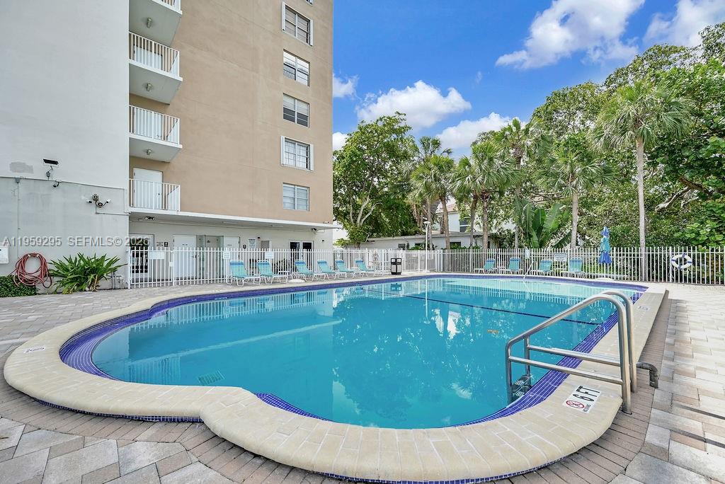 ISLAND PLACE AT NORTH BAY - Residential Lease