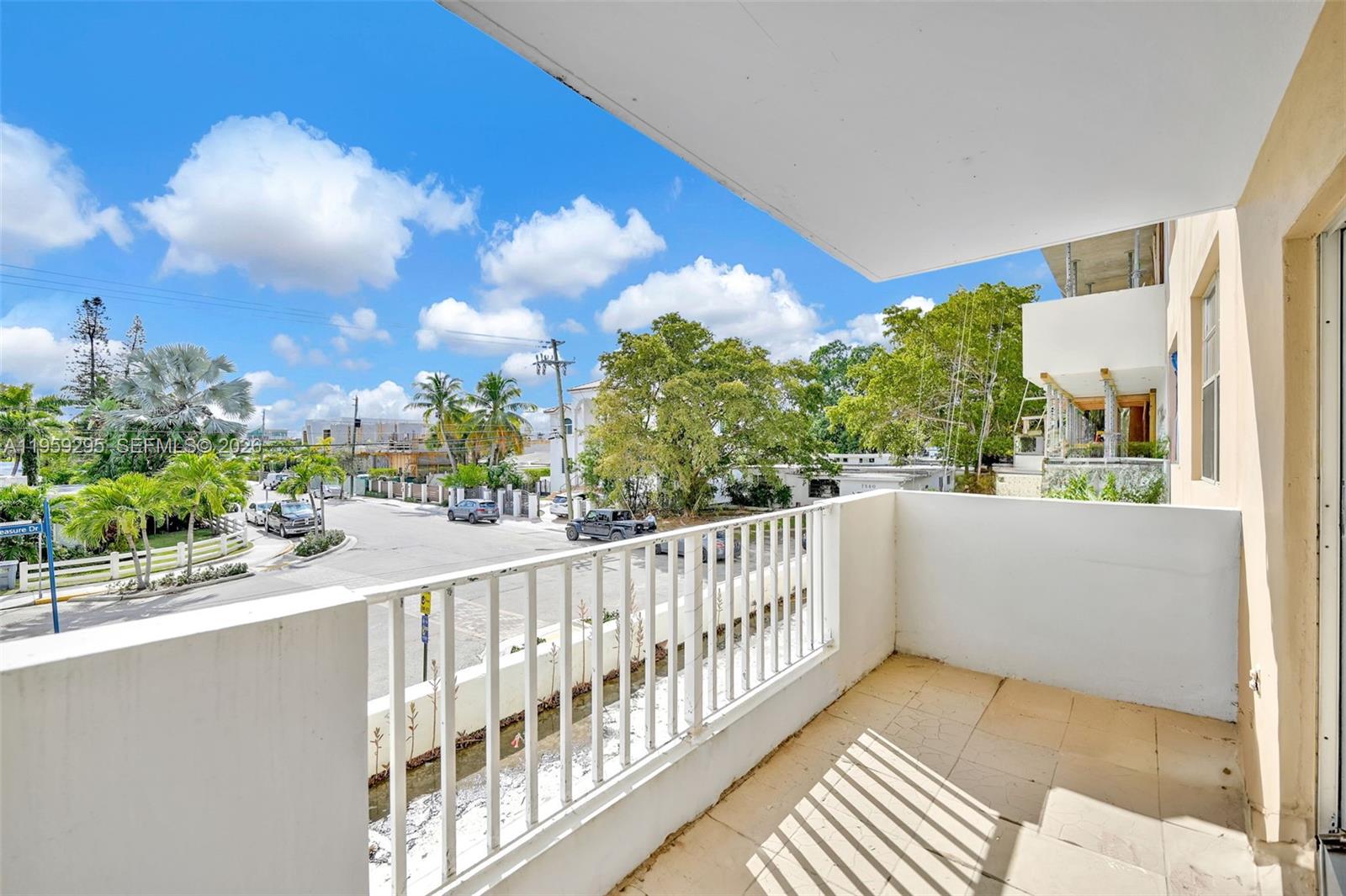 ISLAND PLACE AT NORTH BAY - Residential Lease