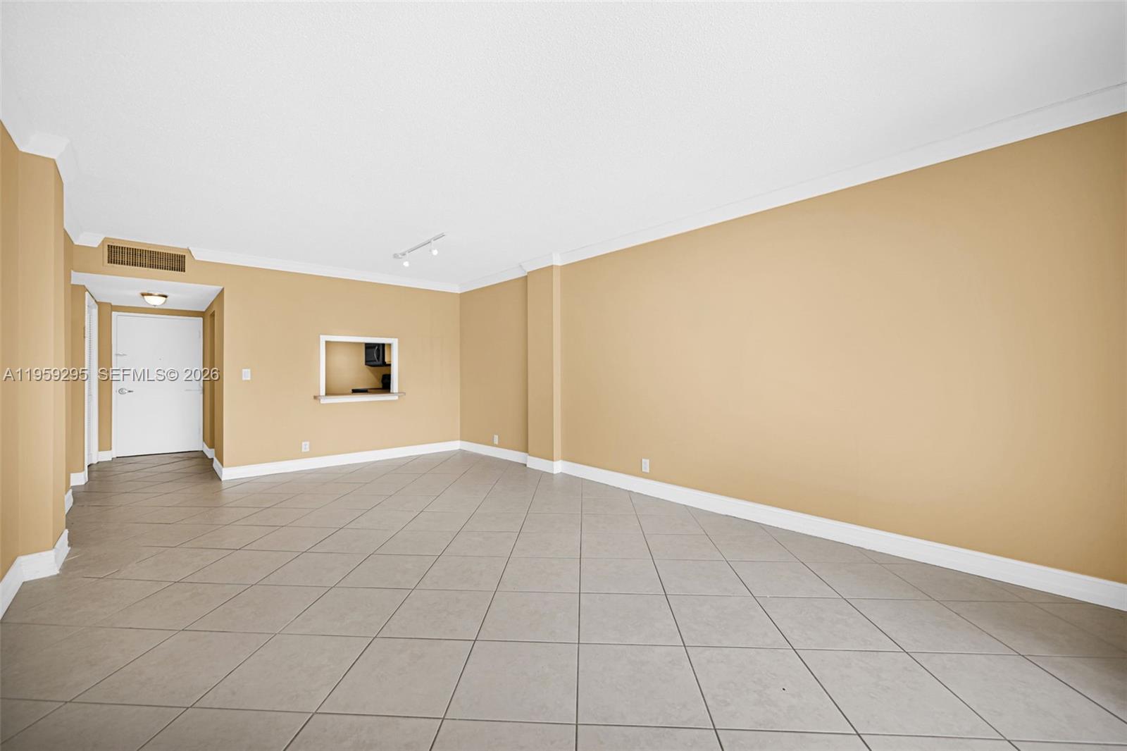 ISLAND PLACE AT NORTH BAY - Residential Lease