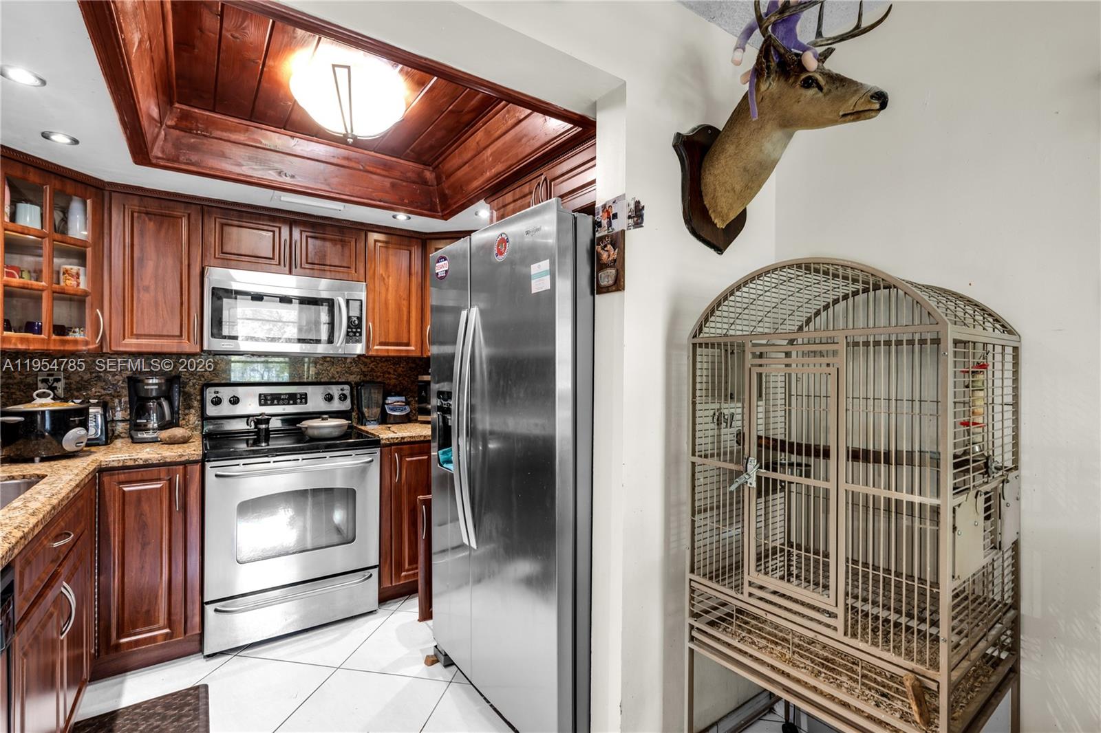 KENLAND POINTE CONDO II - Residential