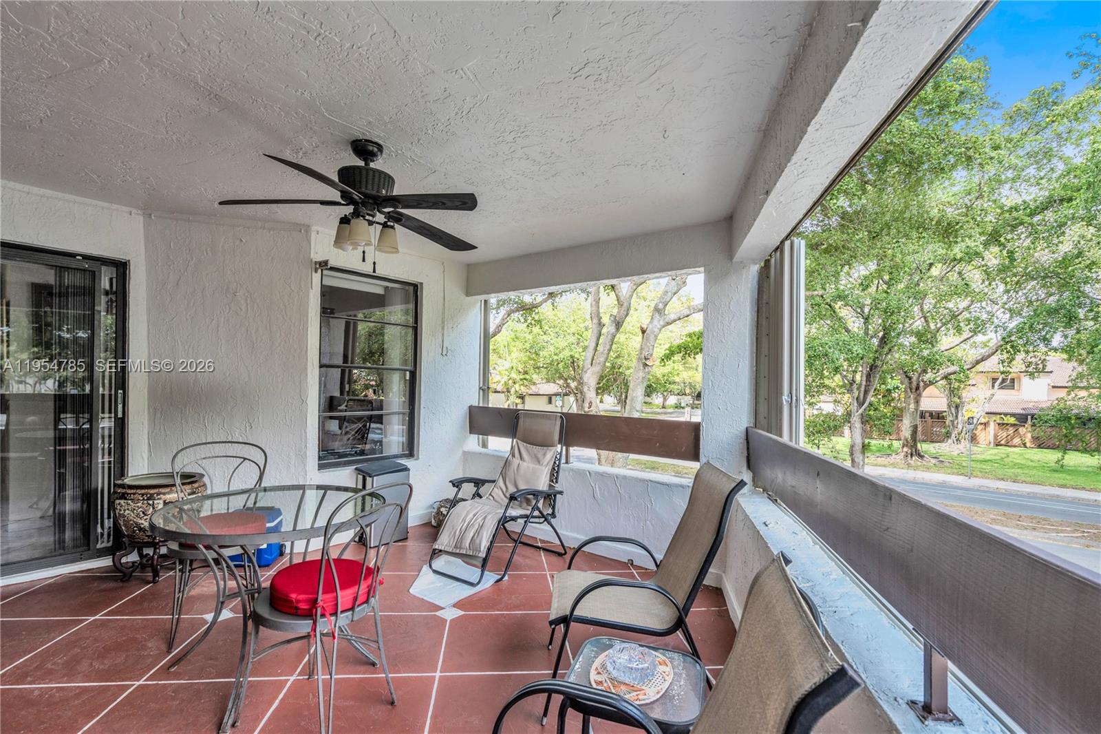 KENLAND POINTE CONDO II - Residential