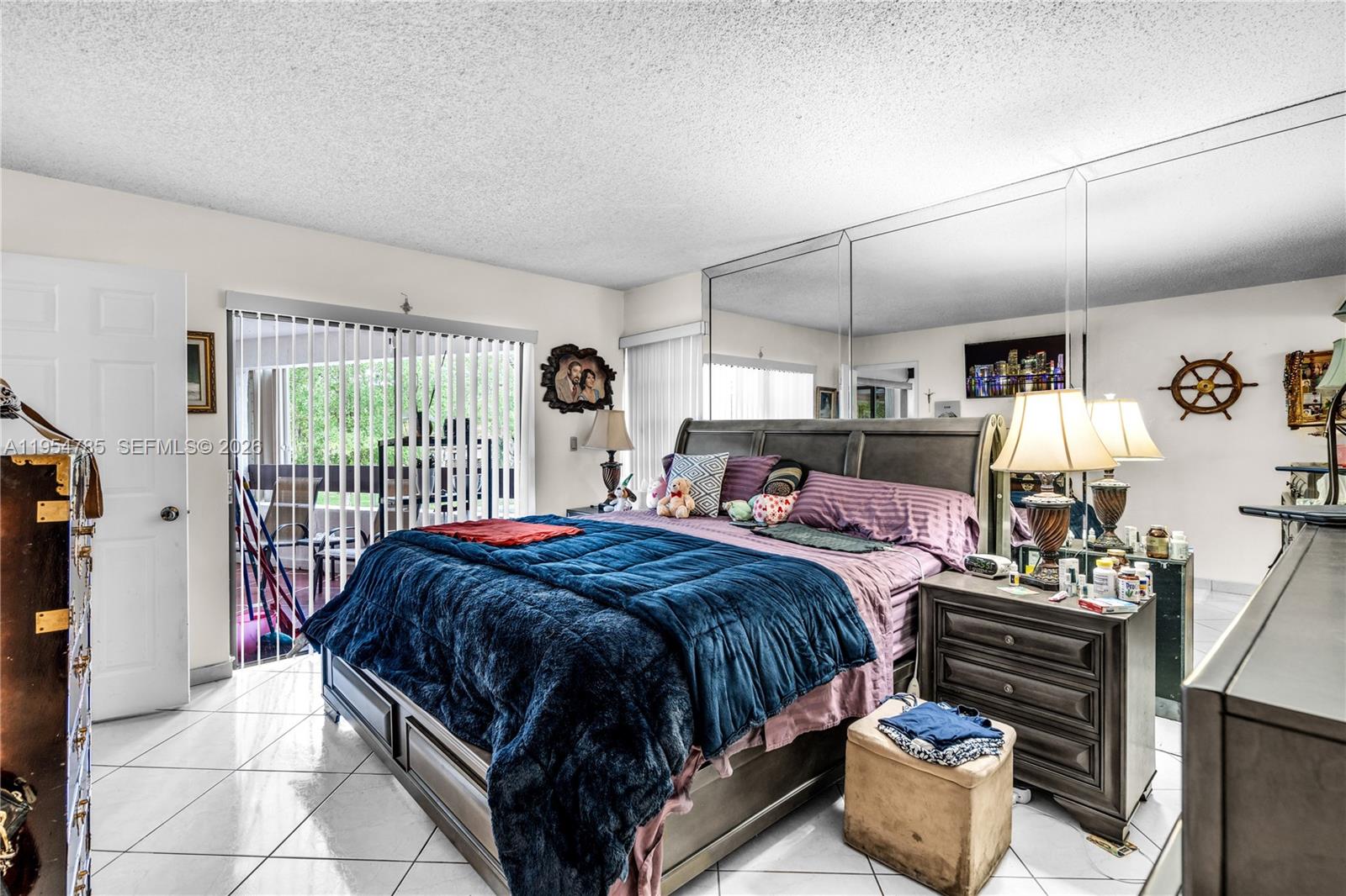 KENLAND POINTE CONDO II - Residential