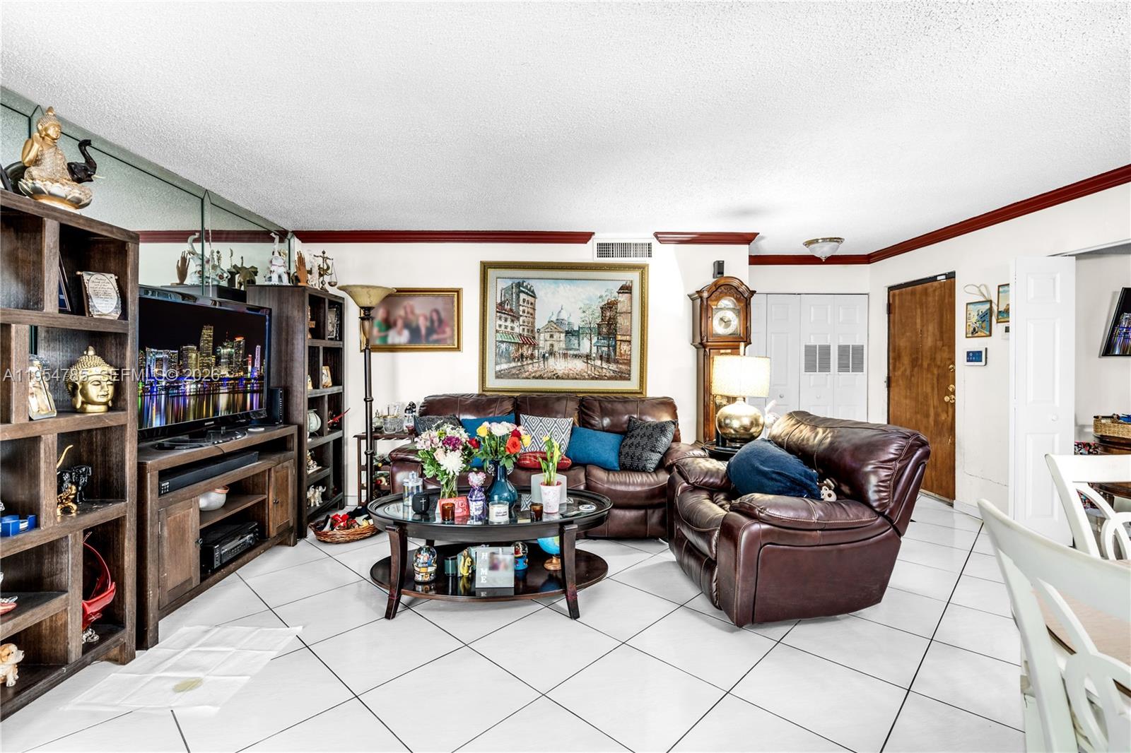 KENLAND POINTE CONDO II - Residential