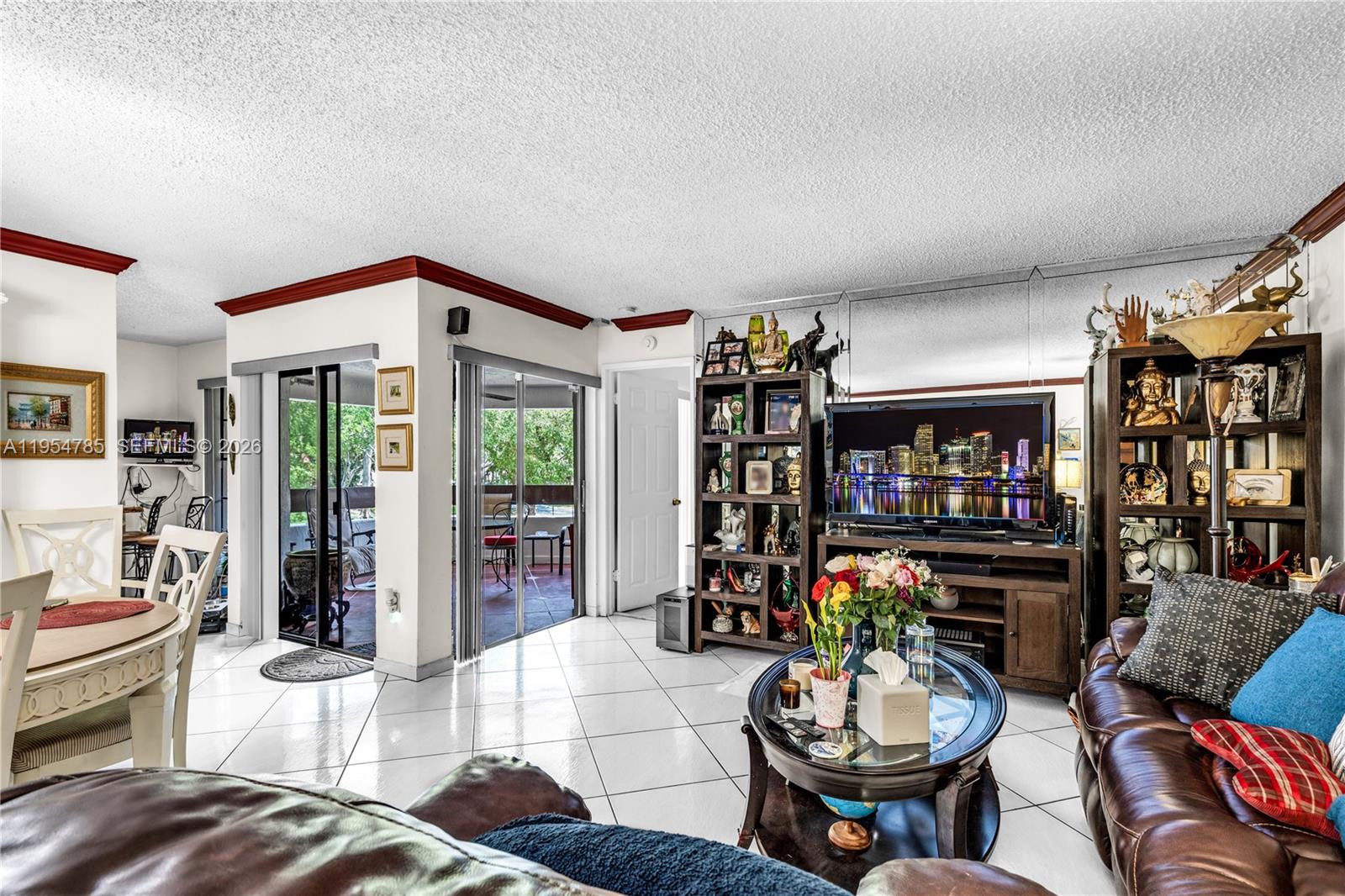 KENLAND POINTE CONDO II - Residential