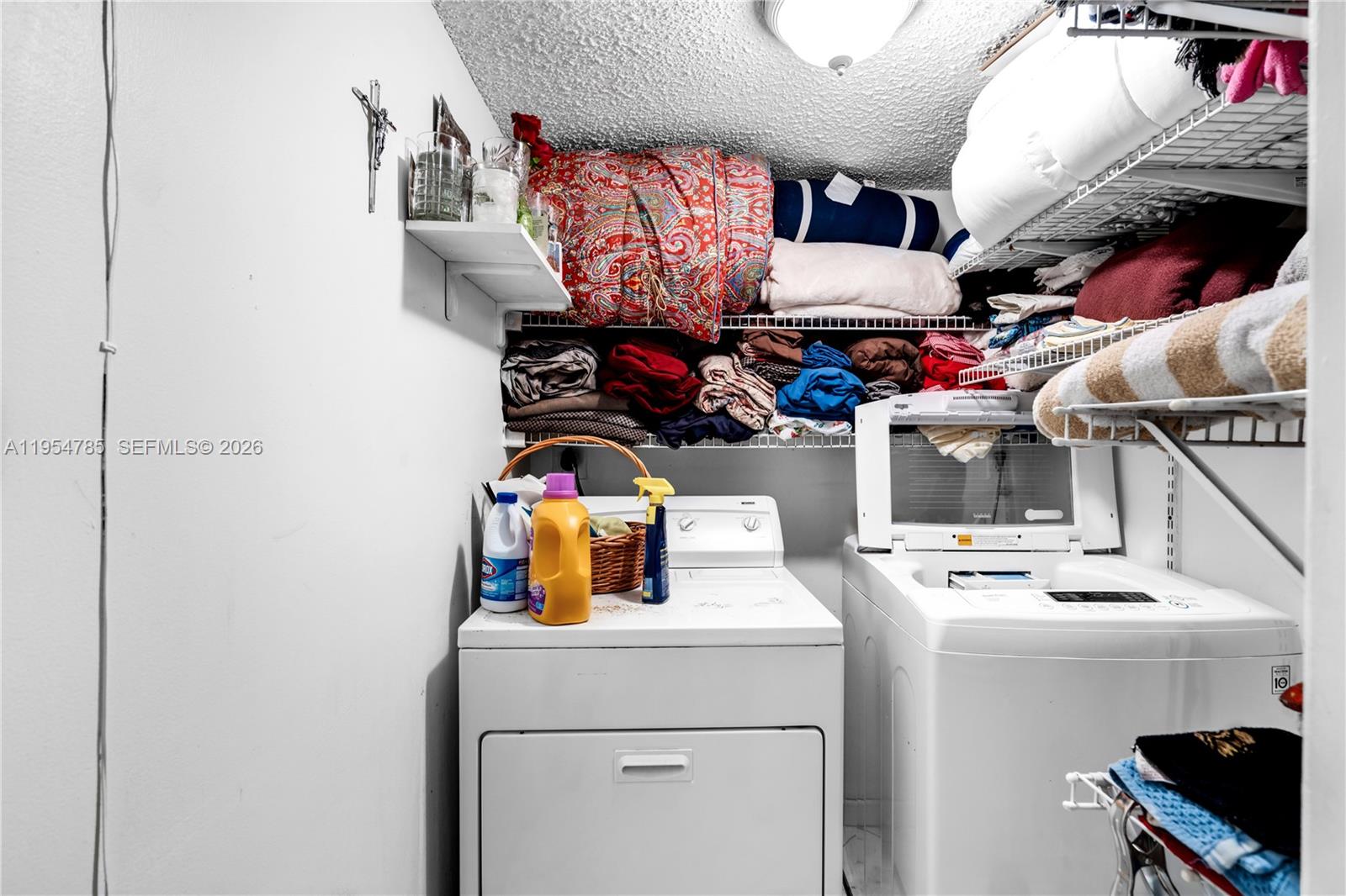 KENLAND POINTE CONDO II - Residential