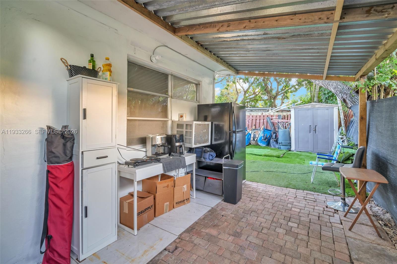 BISCAYNE HIGHLANDS - Residential