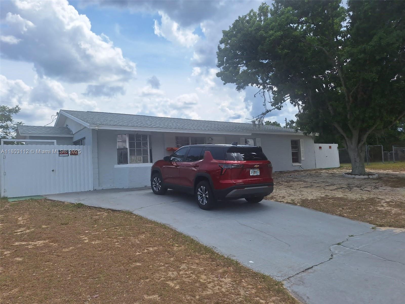 Listing image 1