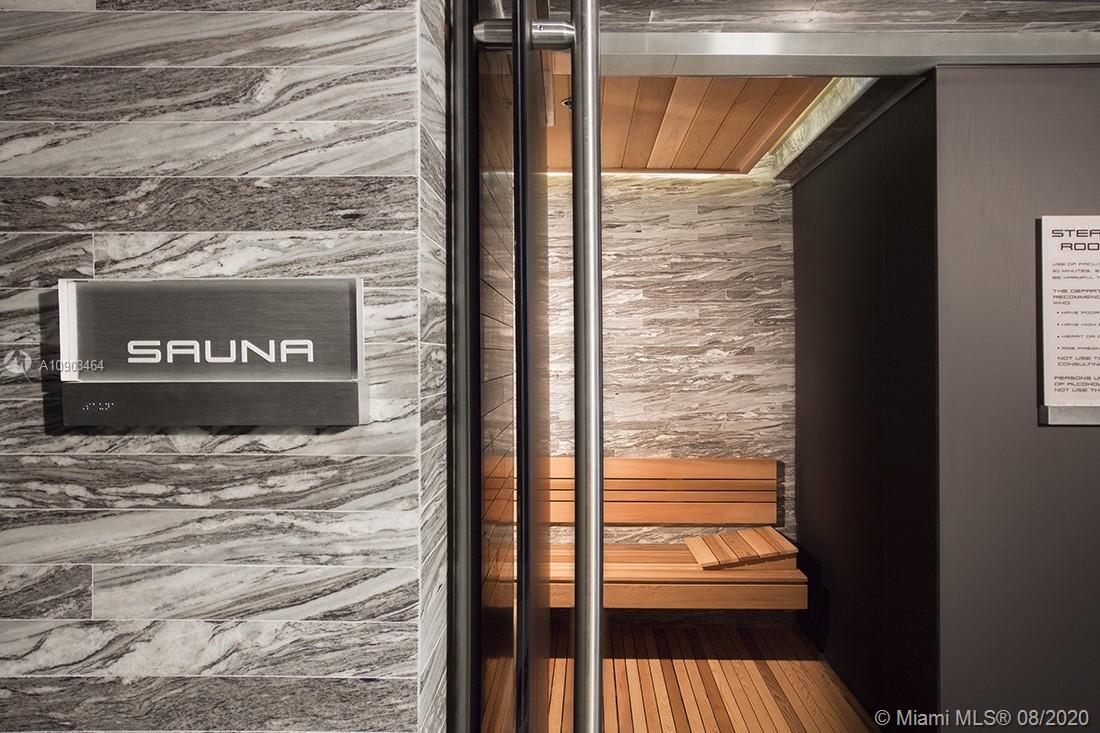 18555 COLLINS AVENUE COND - Residential