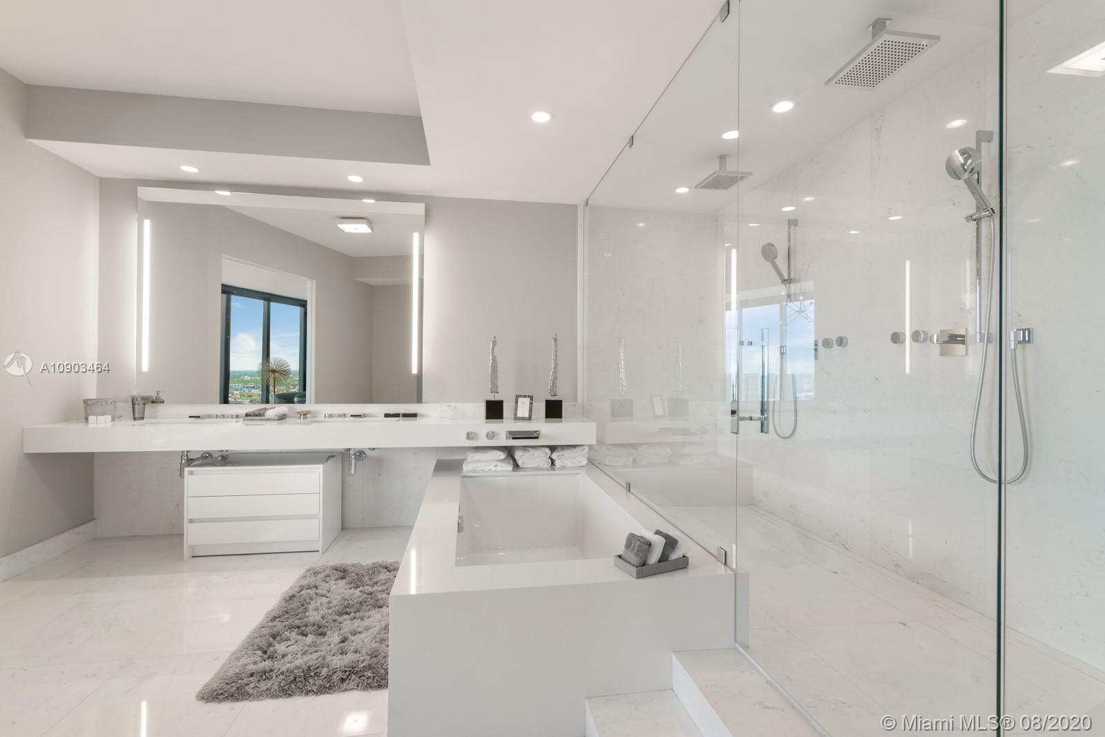 18555 COLLINS AVENUE COND - Residential