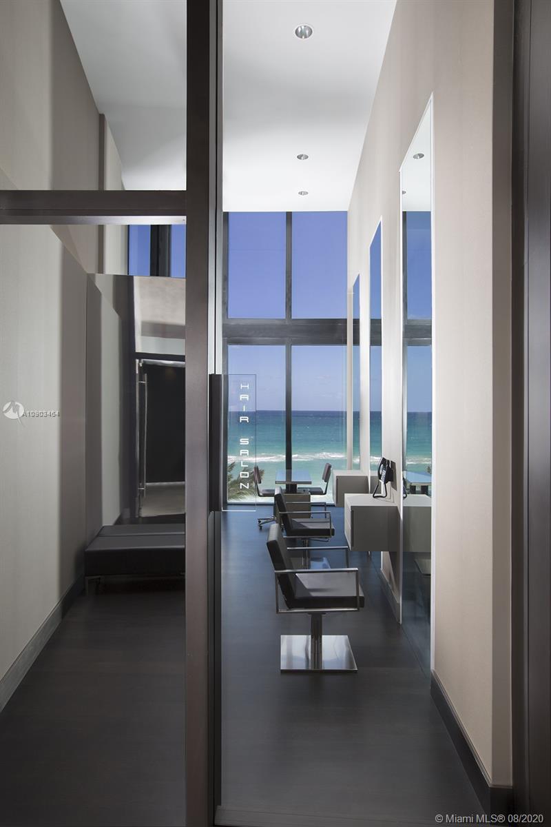 18555 COLLINS AVENUE COND - Residential