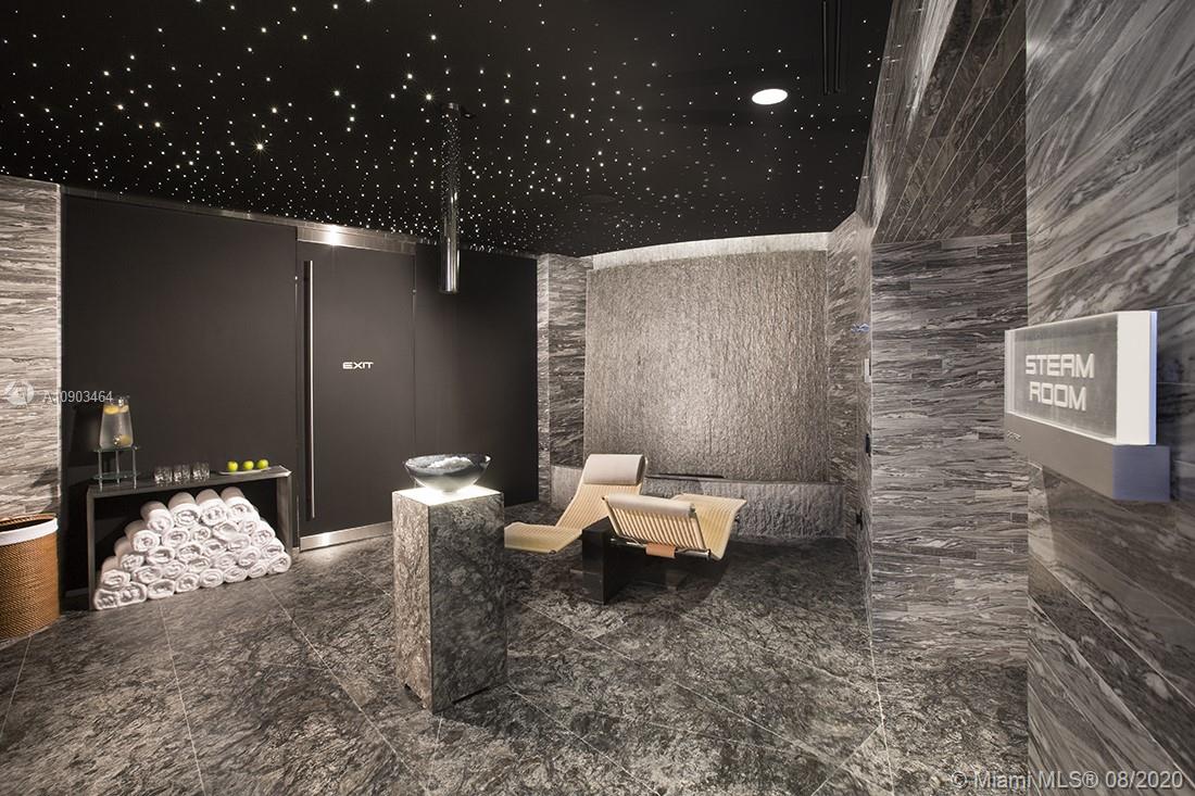 18555 COLLINS AVENUE COND - Residential