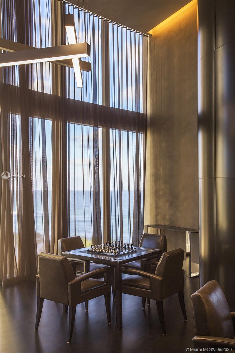 18555 COLLINS AVENUE COND - Residential