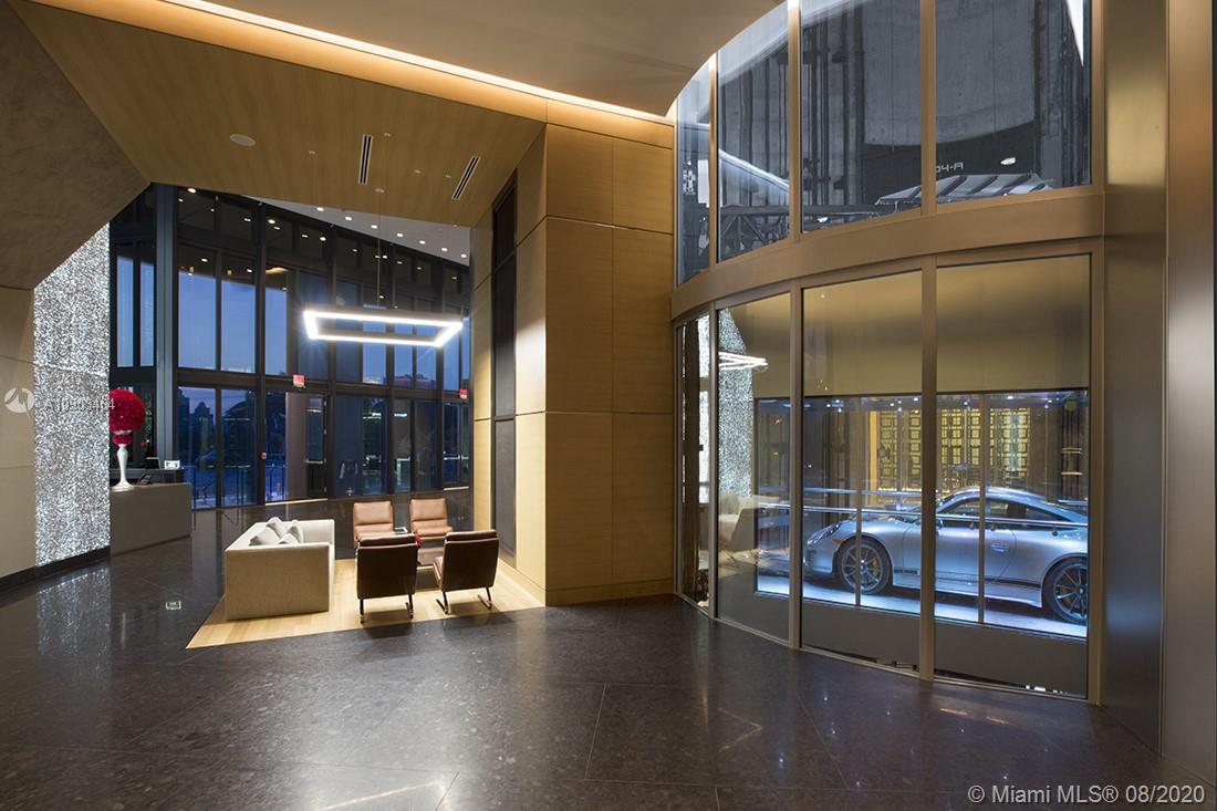 18555 COLLINS AVENUE COND - Residential